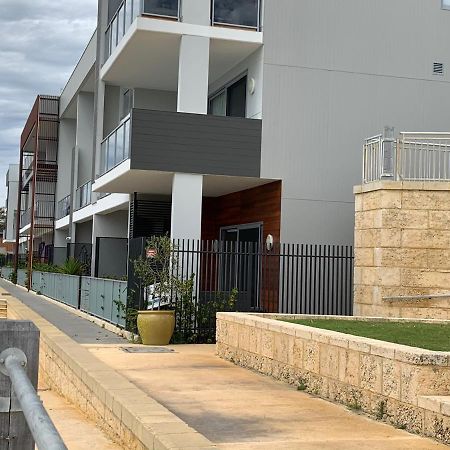 Mariner'S Cove ~ Luxe Waterfront Apartment Mindarie Eksteriør bilde