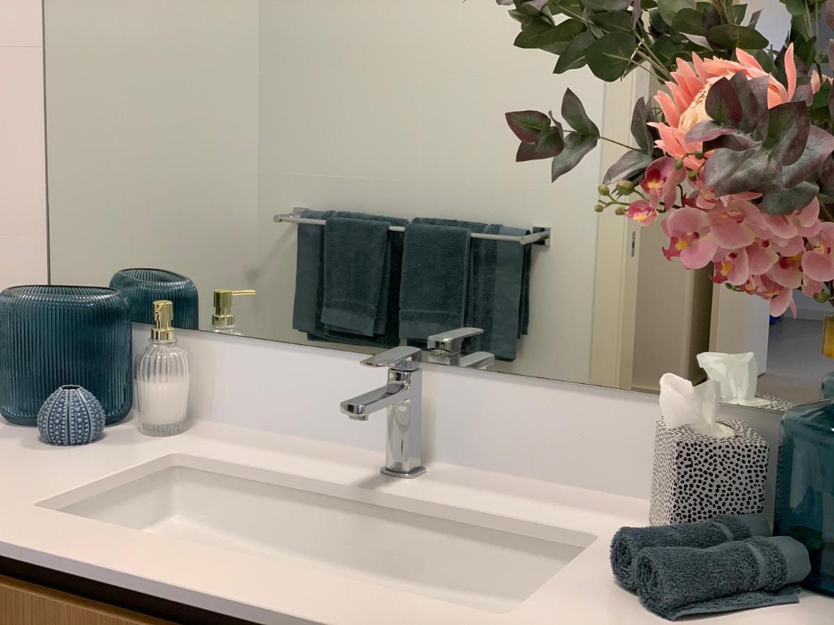 Mariner'S Cove ~ Luxe Waterfront Apartment Mindarie Eksteriør bilde